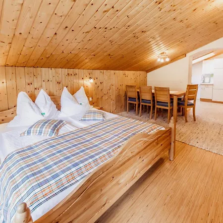 Bio-Bauernhof Auernig Villa Obervellach Buitenkant foto