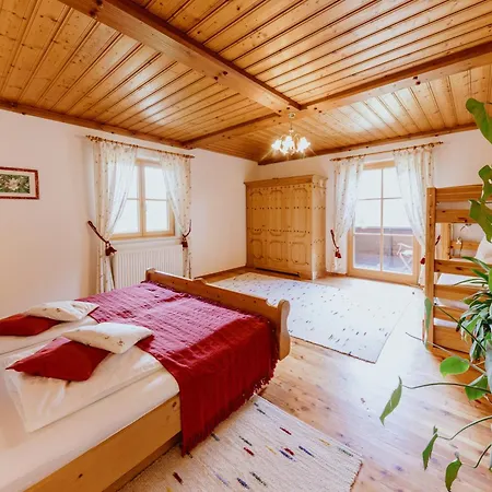 Bio-Bauernhof Auernig Villa Obervellach Buitenkant foto