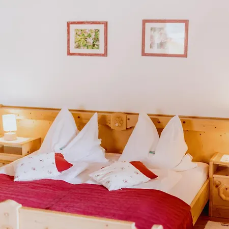 Bio-Bauernhof Auernig Villa Obervellach Buitenkant foto