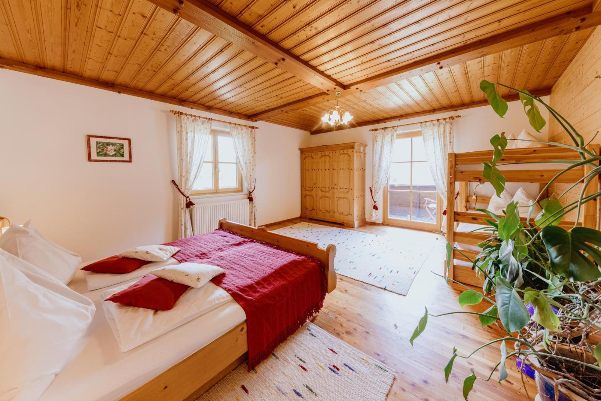 Bio-bauernhof Auernig Séjour à la ferme Obervellach